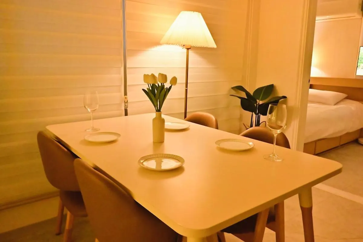 Yellow Cozy Home Seoul 0*,  South Korea