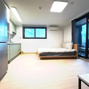 Hostal Namsan Forest In Myeongdong, Seúl